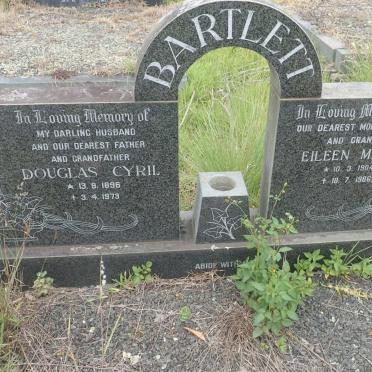 BARTLETT Douglas Cyril 1896-1973 &amp; Eileen Mary 1904-1986