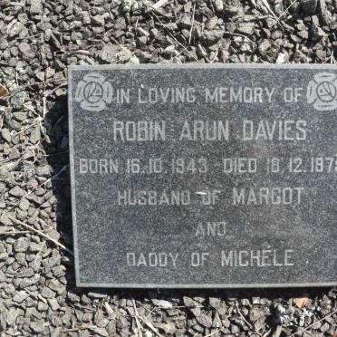 DAVIES Robin Arun 1943-1975