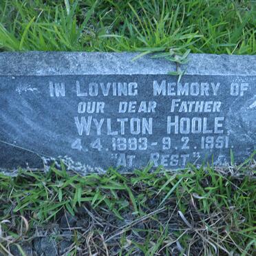 HOOLE Wylton -1951