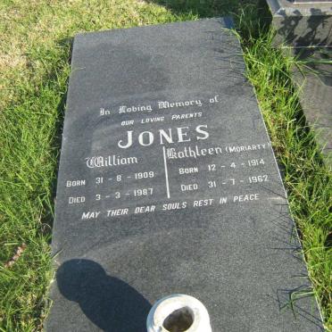 JONES William 1909-1987 &amp; Kathleen MORIARTY 1914-1962