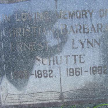 SCHUTTE Christian Ernest 1889-1962 &amp; Barbara Lynn 1882-1961