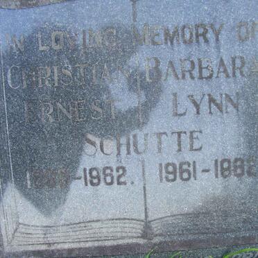 SCHUTTE Christian Ernest 1889-1962 &amp; Barbara Lynn 1882-1961