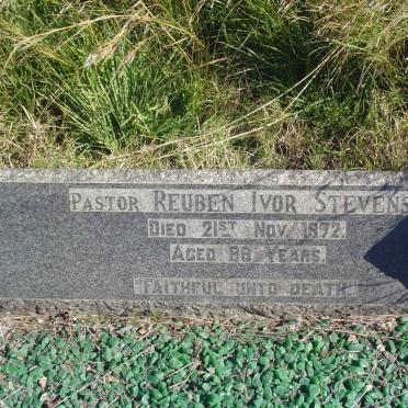 STEVENS Reuben Ivor -1972
