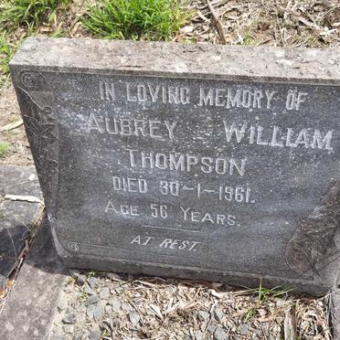 THOMPSON Aubrey William  -1961 :: COLLETT Mary Joy 1936-1986 _2