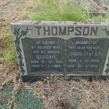 THOMPSON John 1904-1970 &amp; Queenie 1919-1969