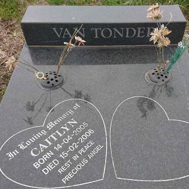 TONDER Caitlyn, van 2005-2006