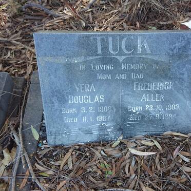 TUCK Frederick Allen 1903-1984 &amp; Vera Douglas 1908-1987