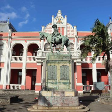 2. Anglo Boer War Memorial | Eastern Cape, EAST LONDON, City Hall, War ...