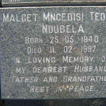 NDUBELA Malget Mincedisi Teddy 1940-1997