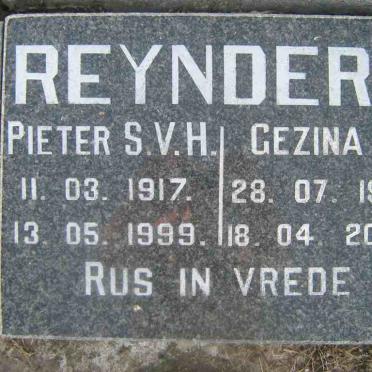 REYNDERS Pieter S.V.H. 1917-1999 &amp; Gezina S. 1920-2004