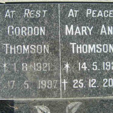 THOMSON Gordon 1921-1997 &amp; Mary Ann 1923-2004