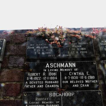 HAIL John William 1925-1996 &amp; Wilma 1931-2000