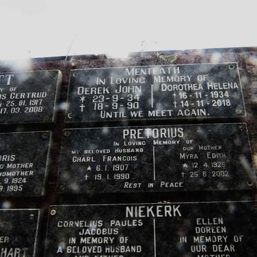 MENTEATH Derek John 1934-1990 &amp; Dorothea Helena 1934-2018