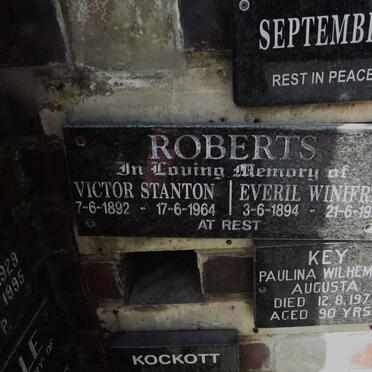 ROBERTS Victor Stanton 1892-1964 &amp; Everil Winifred 1894-1970 