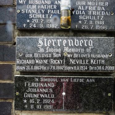 STERRENBERG Neville Keith 1934-2000 :: STERRENBERG Richard Wayne 1963-1982