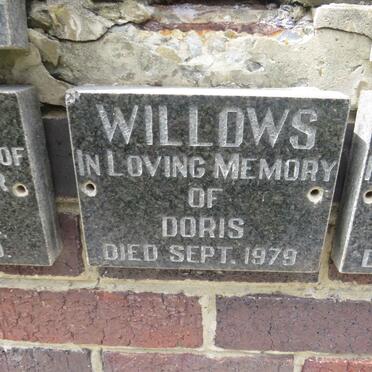 WILLOWS Doris -1979