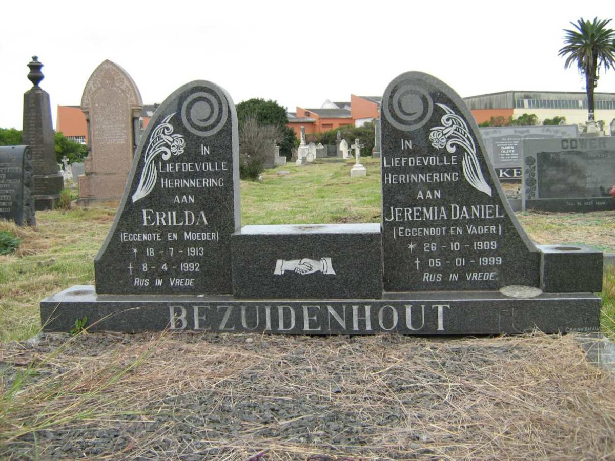 BEZUIDENHOUT Erilda 1913-1992 &amp; Jeremia Daniel 1909-1999