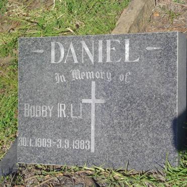 DANIEL R.L. 1909-1983