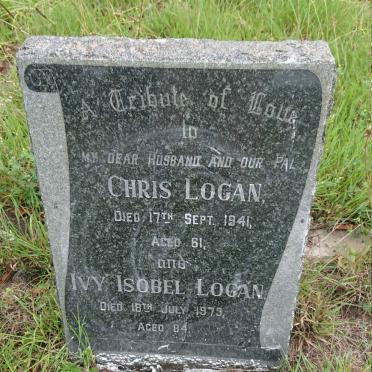 LOGAN Chris -1941 &amp; Ivy Isobel -1973