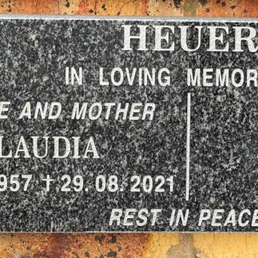 HEUER Claudia 1957-2021