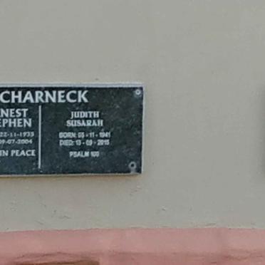 SHARNECK Ernest Stephen 193?-2004 &amp; Judith Susarah 1941-2015