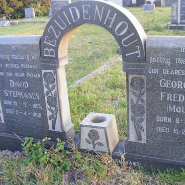 BEZUIDENHOUT David Stephanus 1905-1965 &amp; Georgina Fredena 1911-1978