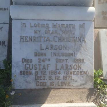 LARSON Gustaf 1894-1971 &amp; Henritta Christina NILSSON -1966