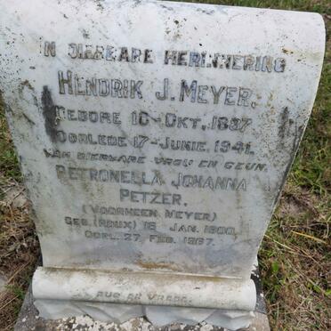 MEYER Hendrik J. 1887-1941 &amp; Petronella Johanna PETZER voorheen MEYER nee ROUX 1900-1967