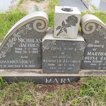 MARX Nicholas Jacobus 1910-1992 :: MARX Johanna 1912-1993 :: MARX Martha Louisa nee BISHOP 1909-1975 :: MARX Kenneth Jacobus 1938-1961