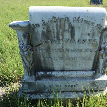 WALKER Annie 1897-1933