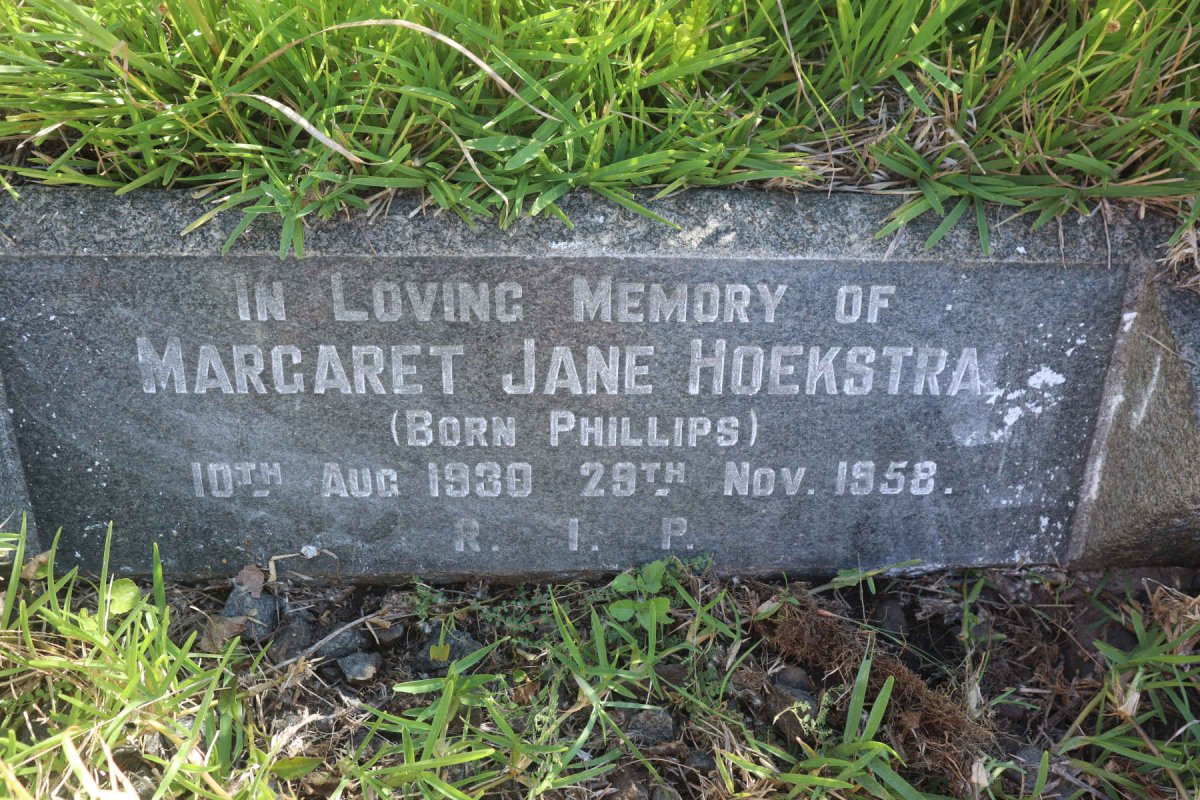 HOEKSTRA Margaret Jane nee PHILLIPS 1930-1958