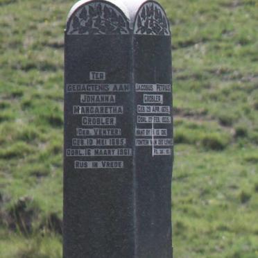 Eastern Cape, ELLIOT district, Barkly Pass, R58, unknown farm cemetery