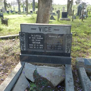 VICE Arthur 1889-1973 &amp; Alice Dorothy 1896-1979