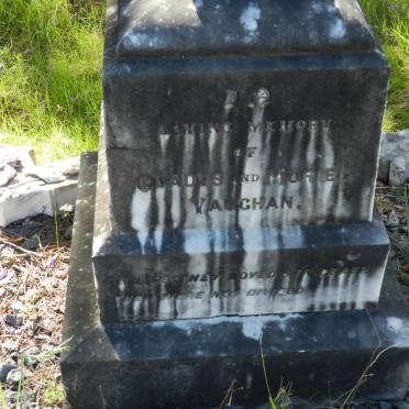 VAUGHAN Gladys :: VAUGHAN Muriel