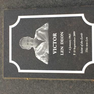 VICTOR Len Deon 1963-2009