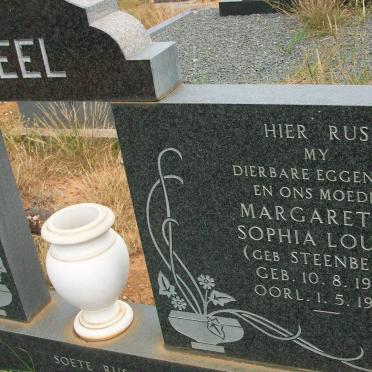 GEEL Hermanus Stephanus Petrus Johannes 1902-1981 &amp; Margaretha Sophia Louisa STEENBERG 1904-1977