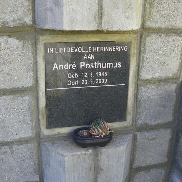 POSTHUMUS Andre 1945-2009