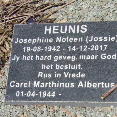 HEUNIS Carel Marthinus Albertus 1944- &amp; Josephine Noleen 1942-2017