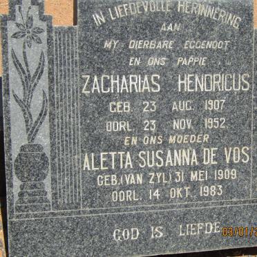 ? Zacharias Hendricus 1907-1952 &amp; Aletta Susanna De Vos VAN ZYL 1909-1983