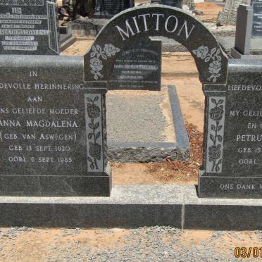 MITTON Petrus Jacobus 1918-1966 &amp; Anna Magdalena VAN ASWEGEN 1920-1985