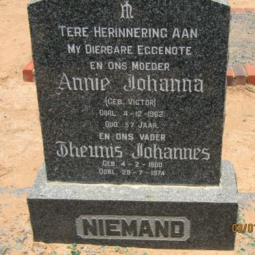 NIEMAND Theunis Johannes 1900-1974 &amp; Annie Johanna VICTOR -1962