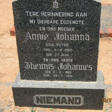 NIEMAND Theunis Johannes 1900-1974 &amp; Annie Johanna VICTOR -1962