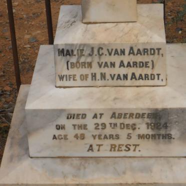 AARDT Malie J.G., van nee VAN AARDE -1924