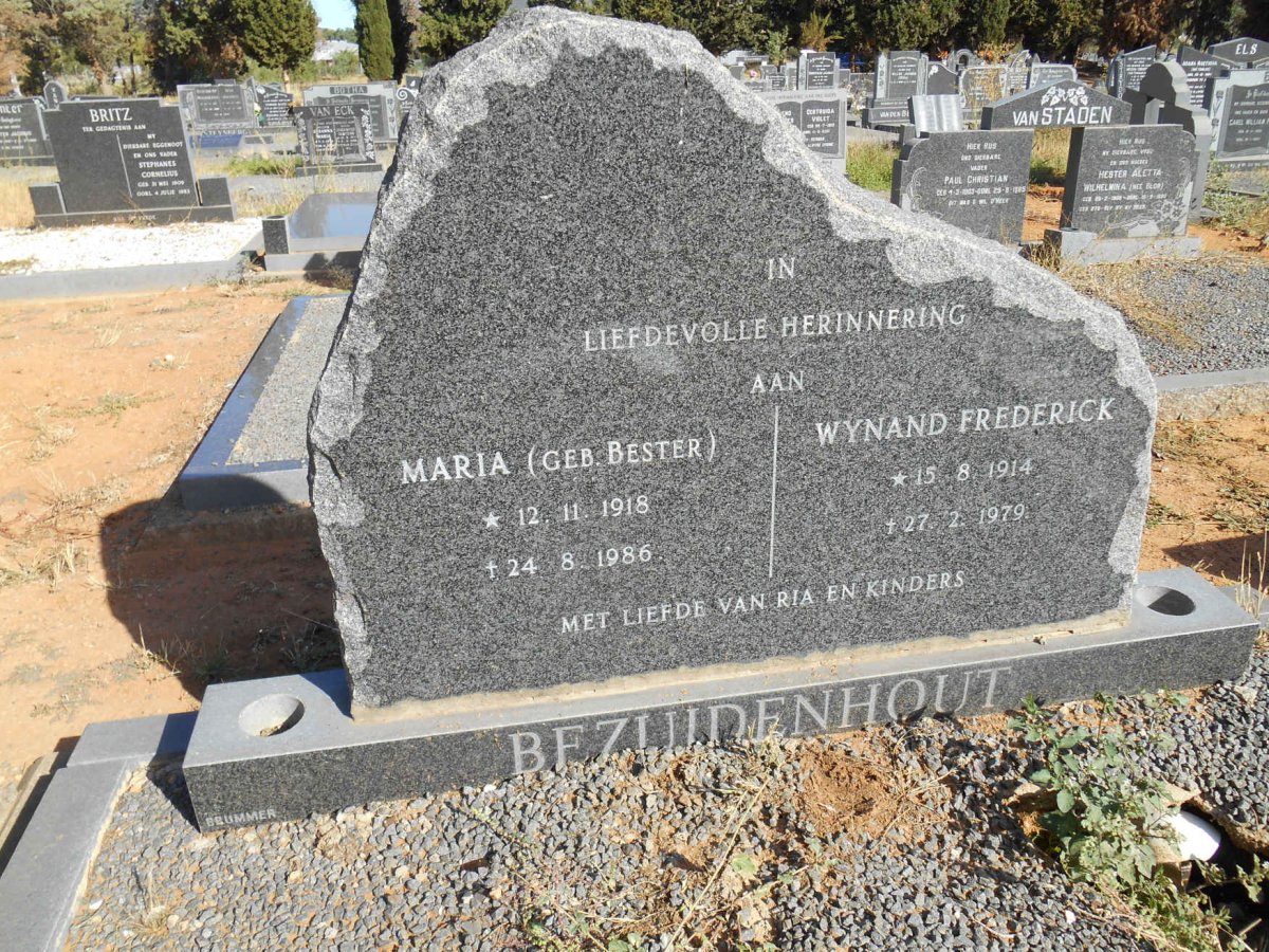 BEZUIDENHOUT Wynand Frederick 1914-1979 &amp; Maria BESTER 1918-1986