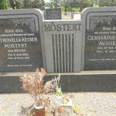 MOSTERT Gerhardus Petrus 1876-1952 &amp; Petronella Keiser WEITSZ 1882-1961