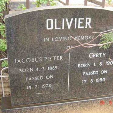 OLIVIER Jacobus Pieter 1889-1972 &amp; Gerty 1902-1980