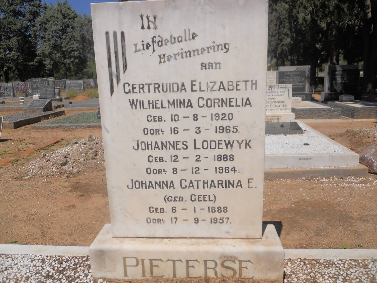 PIETERSE Johannes Lodewyk 1888-1964 &amp; Johanna Catharina E. GEEL 1888-1957