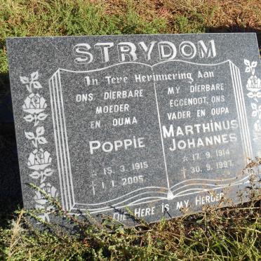 STRYDOM Marthinus Johannes 1914-1997 &amp; Poppie 1915-2005