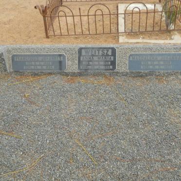 WEITSZ Franciscus Johannes 1895-1964 &amp; Magdalena Johanna 1899-1937 :: WEITSZ Anna Maria 1921-1952