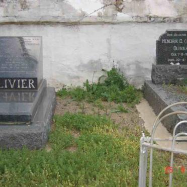 OLIVIER Christiaan Lourens 1870- &amp;  Maria Johanna MOMBERG 1874- ::  OLIVIER Hendrik C. 1891-1958